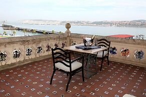 URH Palacio de Oriol Hotel
