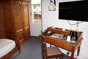 Hotel Bären - The Bear Inn