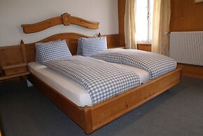 Hotel Bären - The Bear Inn