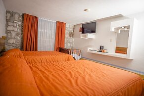 Howard Johnson Calle Real Morelia