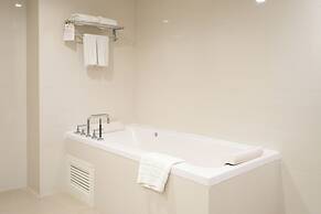 Royal Suite Hotel Bangkok