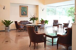 Royal Suite Hotel Bangkok