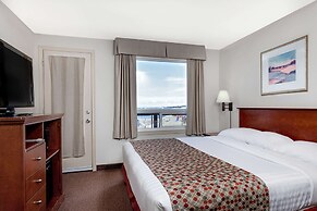 Super 8 by Wyndham Caraquet