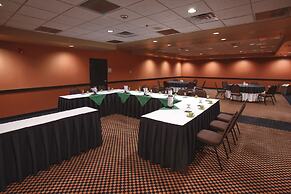 Holiday Inn Hotel & Suites St. Paul NE - Lake Elmo by IHG