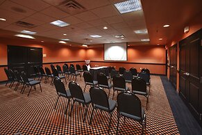 Holiday Inn Hotel & Suites St. Paul NE - Lake Elmo by IHG