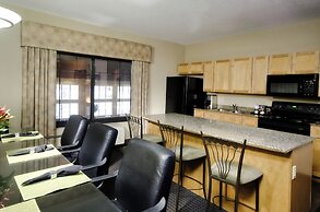 Holiday Inn Hotel & Suites St. Paul NE - Lake Elmo by IHG