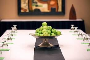 Holiday Inn Hotel & Suites St. Paul NE - Lake Elmo by IHG