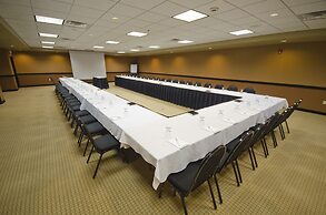 Holiday Inn Hotel & Suites St. Paul NE - Lake Elmo by IHG