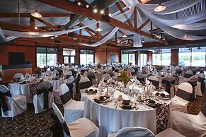 Holiday Inn Hotel & Suites St. Paul NE - Lake Elmo by IHG