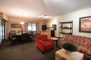Holiday Inn Hotel & Suites St. Paul NE - Lake Elmo by IHG