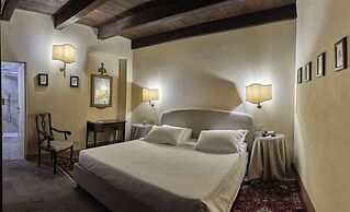 Palazzo Viviani Castello di Montegridolfo