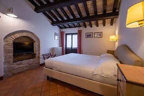 Palazzo Viviani Castello di Montegridolfo