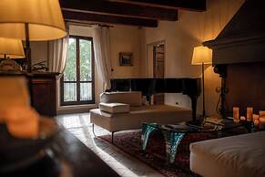 Palazzo Viviani Castello di Montegridolfo