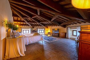 Palazzo Viviani Castello di Montegridolfo