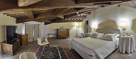 Palazzo Viviani Castello di Montegridolfo