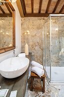 Palazzo Viviani Castello di Montegridolfo