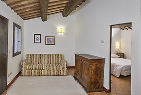 Palazzo Viviani Castello di Montegridolfo