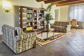 Palazzo Viviani Castello di Montegridolfo