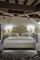 Palazzo Viviani Castello di Montegridolfo