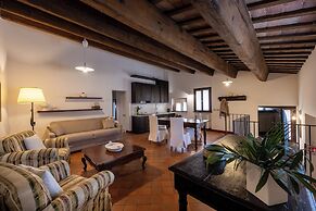 Palazzo Viviani Castello di Montegridolfo