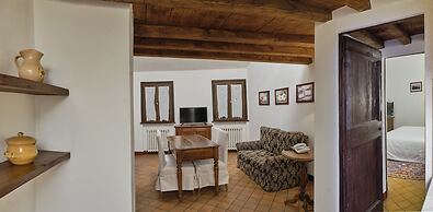 Palazzo Viviani Castello di Montegridolfo