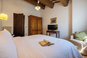 Palazzo Viviani Castello di Montegridolfo