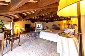 Palazzo Viviani Castello di Montegridolfo