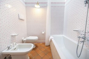 Palazzo Viviani Castello di Montegridolfo