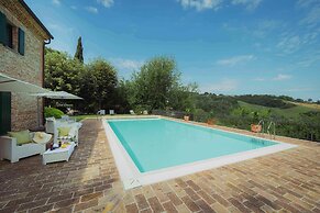 Palazzo Viviani Castello di Montegridolfo