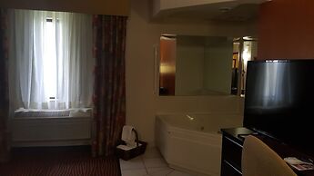 AmericInn by Wyndham Muscatine