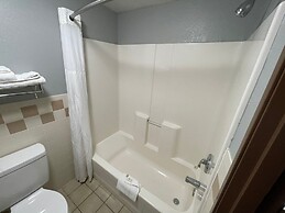 AmericInn by Wyndham Sayre