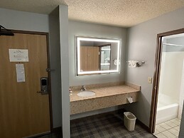 AmericInn by Wyndham Sayre