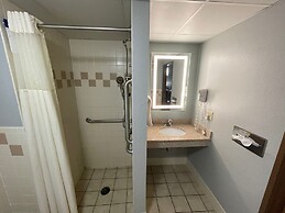 AmericInn by Wyndham Sayre