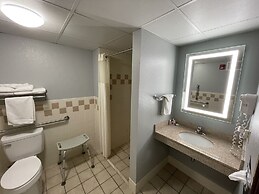 AmericInn by Wyndham Sayre