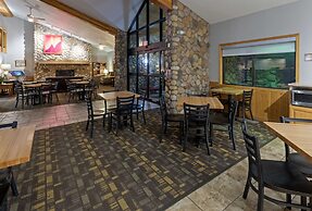 Black Beach Inn by GrandStay