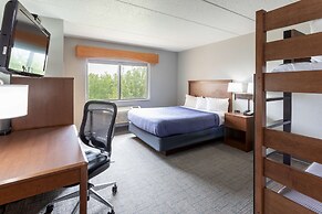 Black Beach Inn by GrandStay