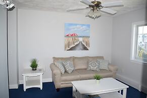 Rhea's Inn By The Sea