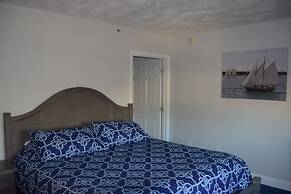 Rhea's Inn By The Sea