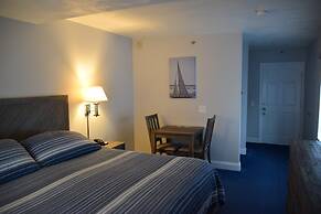 Rhea's Inn By The Sea
