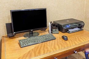 Ramada by Wyndham Sparta/At Speedway