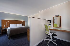 Holiday Inn London Camden Lock by IHG