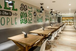 Holiday Inn London Camden Lock by IHG