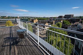 Holiday Inn London Camden Lock by IHG