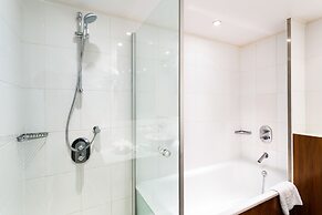 Holiday Inn London Camden Lock by IHG