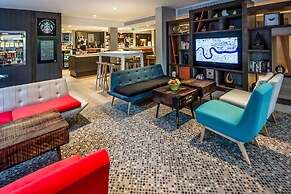 Holiday Inn London Camden Lock by IHG