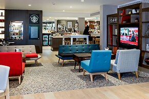 Holiday Inn London Camden Lock by IHG