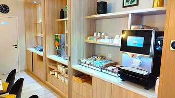 Avia Saphir Montparnasse