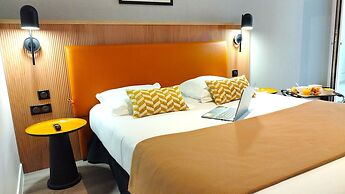 Avia Saphir Montparnasse