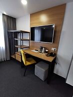 Gold Hotel