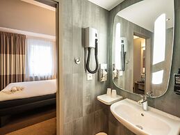 ibis Geneve Centre Lac